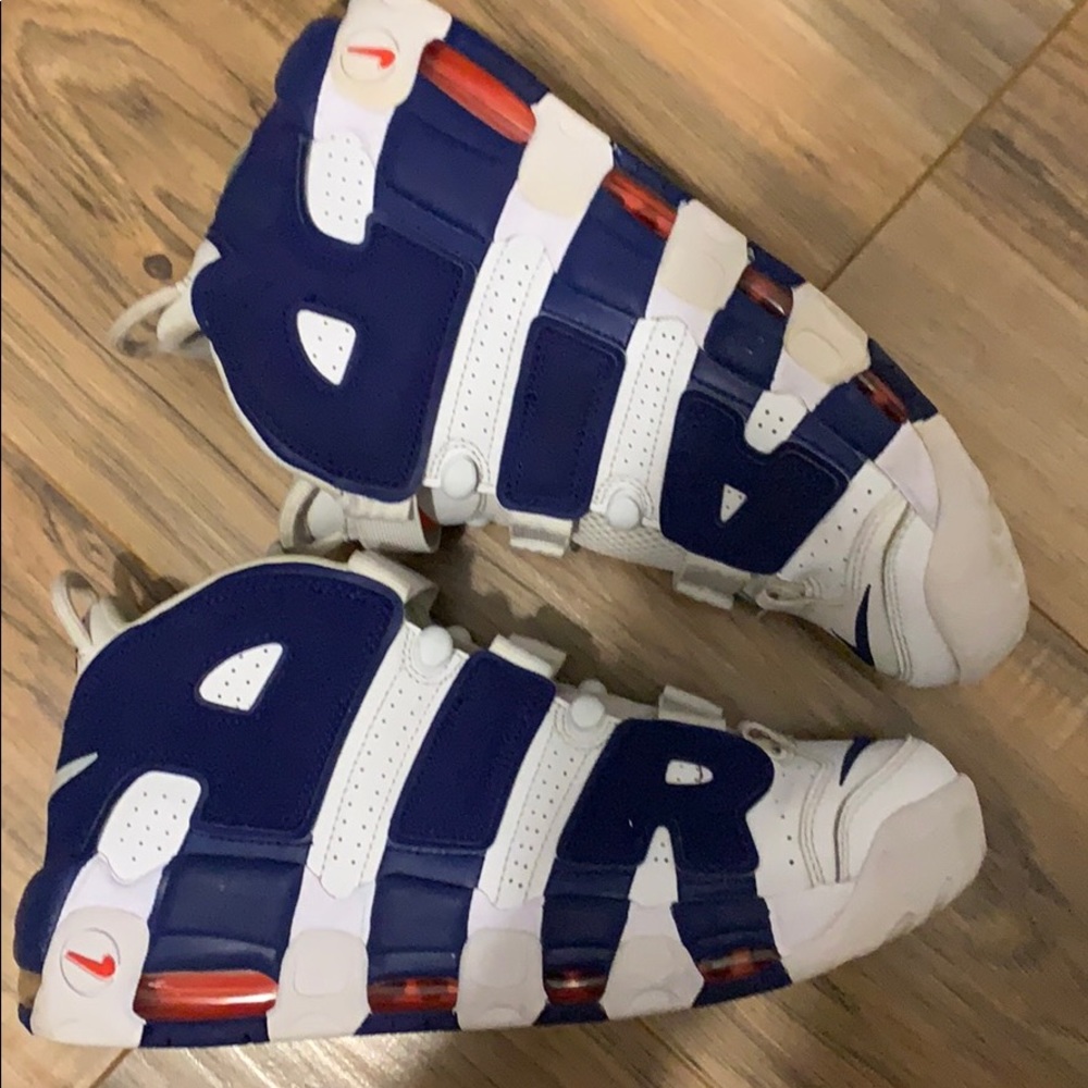 NIKE AIR UPTEMPOS